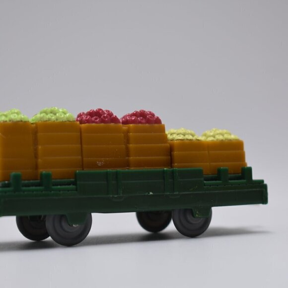 Apple Fruits Cargo Flatbed Trackmaster Thomas & Friends Gray Wheels Mattel 2009 - Picture 4 of 8